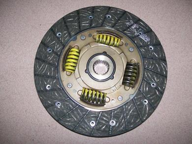 供應美鹿汽車配件,三元催化,水箱,油箱等原廠新件及拆車舊件